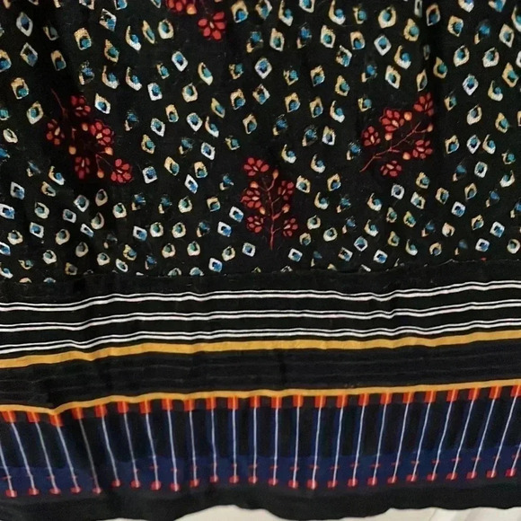 LOFT Diamond Floral Smocked Dress Size S - Picture 9 of 9